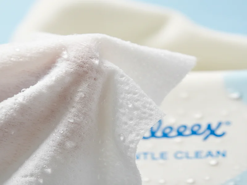 Kleenex Wet Wipes Gentle Clean image 3